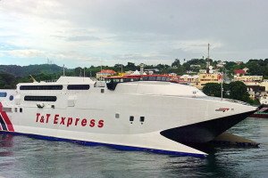 Expressfähre zwischen Trinidad und Tobago